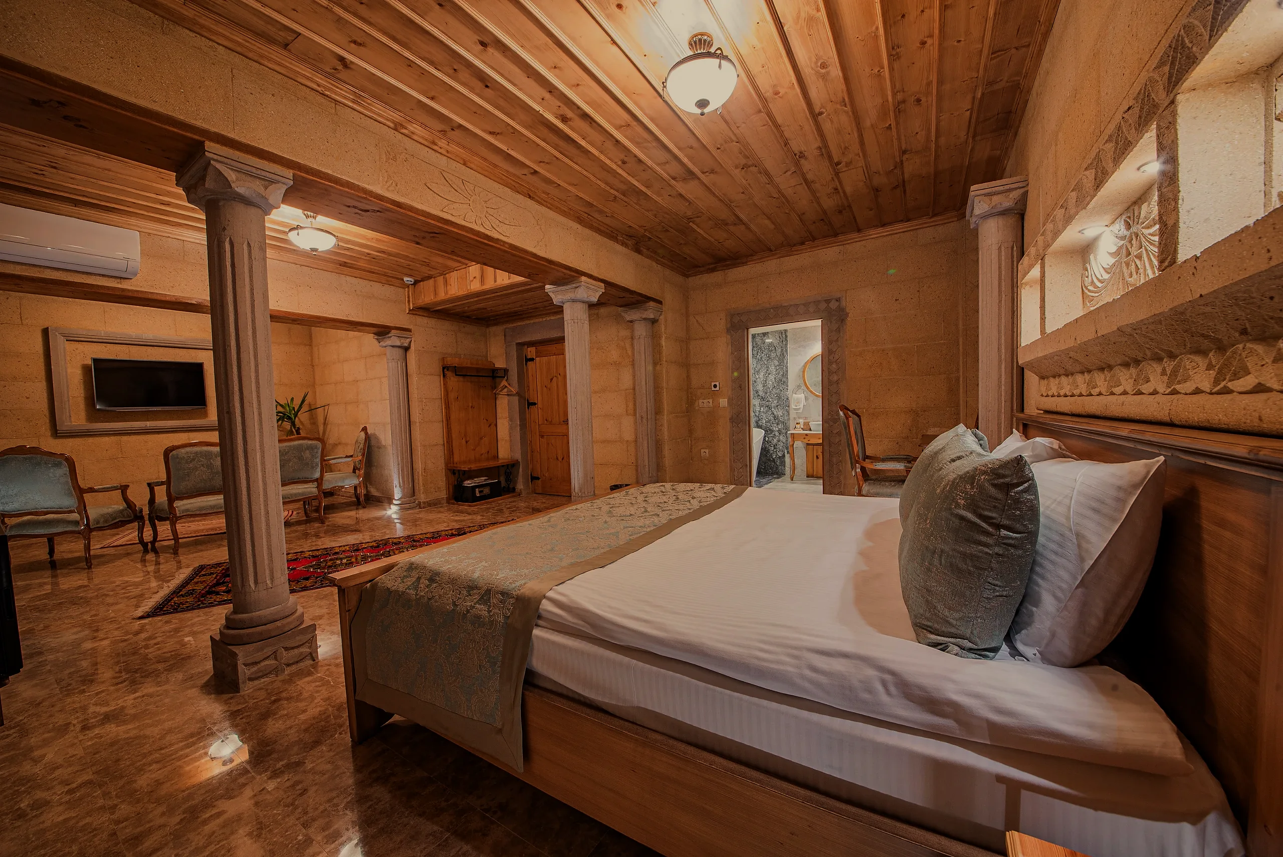 Полулюкс с балконом 303 — Cratus Stone Palace, Göreme (2/3)